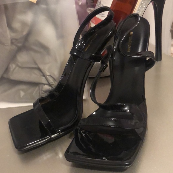 Square heels - Picture 3 of 4